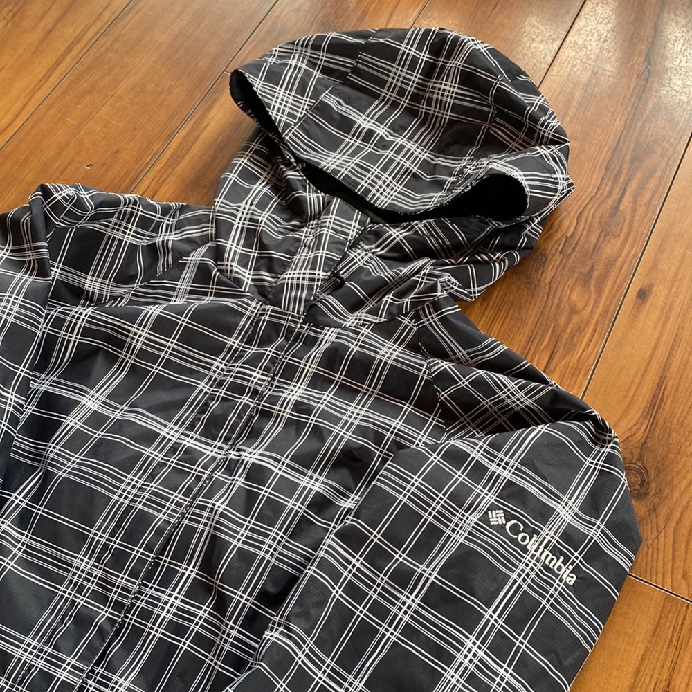 Columbia Omni-shield Waterproof windbreaker jacket